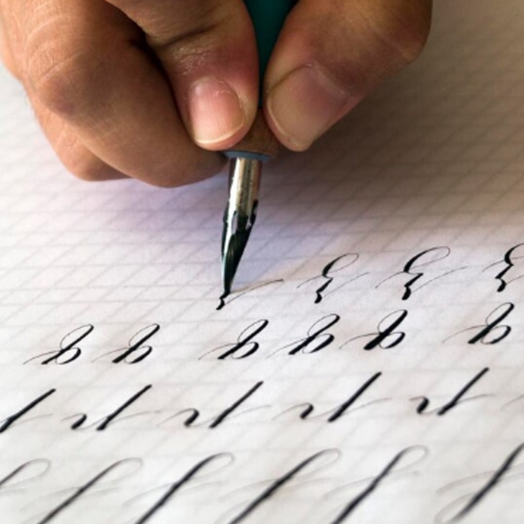 How to Write Alphabets in Cursive: Step-by-step Guide for Kids
